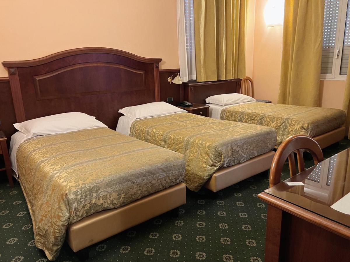 Hotel Valganna Milano Esterno foto