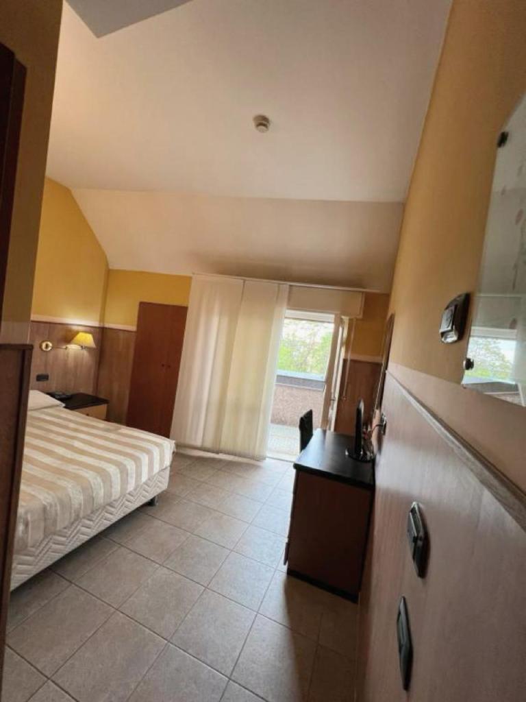 Hotel Valganna Milano Esterno foto