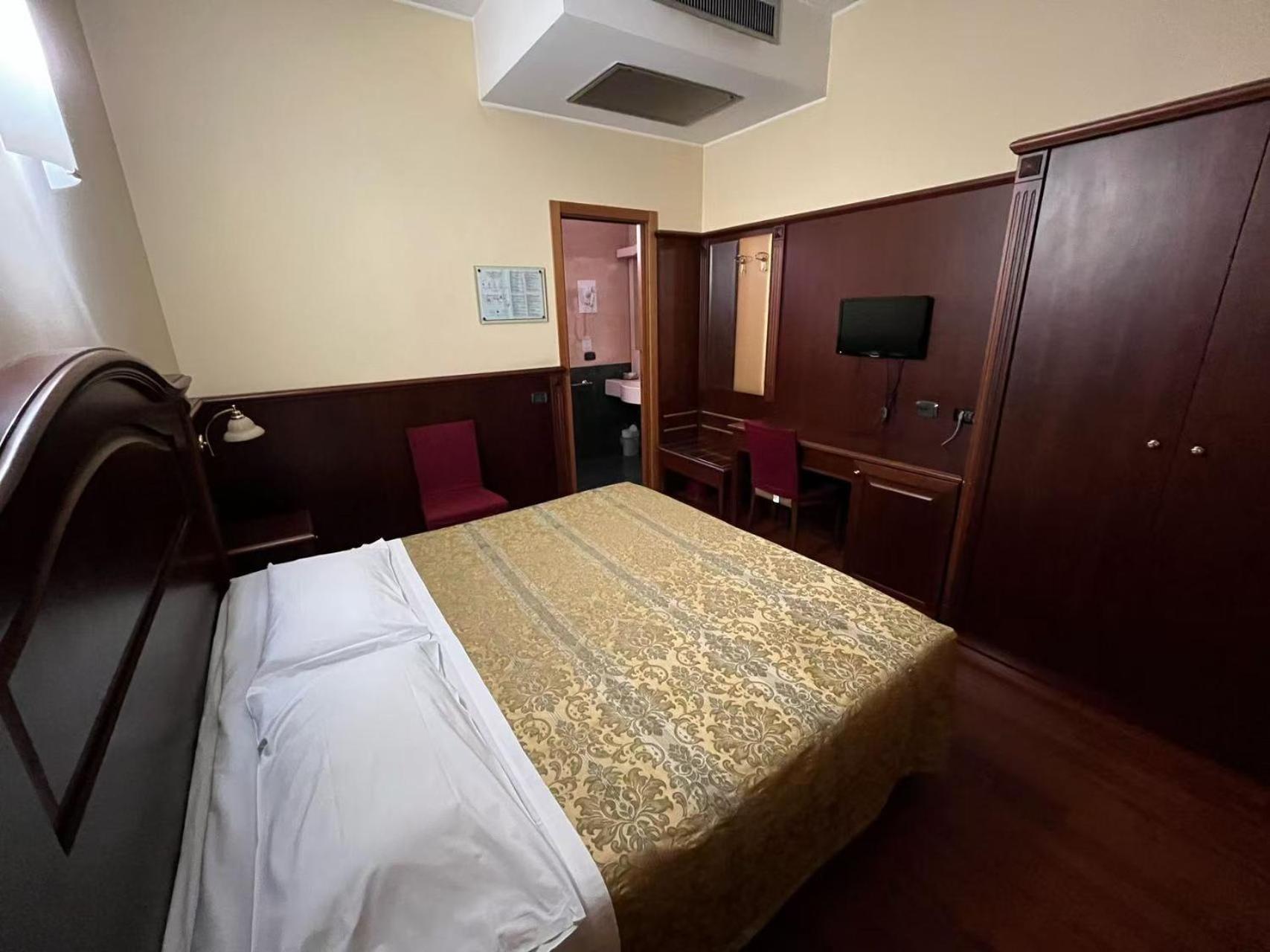 Hotel Valganna Milano Esterno foto
